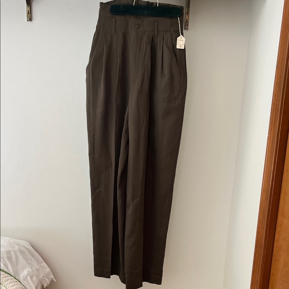 Tweeds Brown High-Waisted Pants